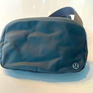 Lululemon Fanny pack